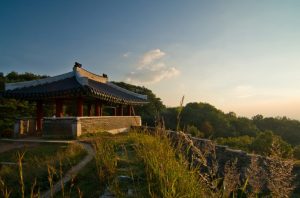 Gate-Pavillion-of-Korea-682x451