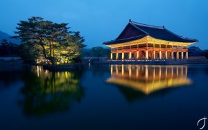 경복궁-gyeongbokgung-682x428