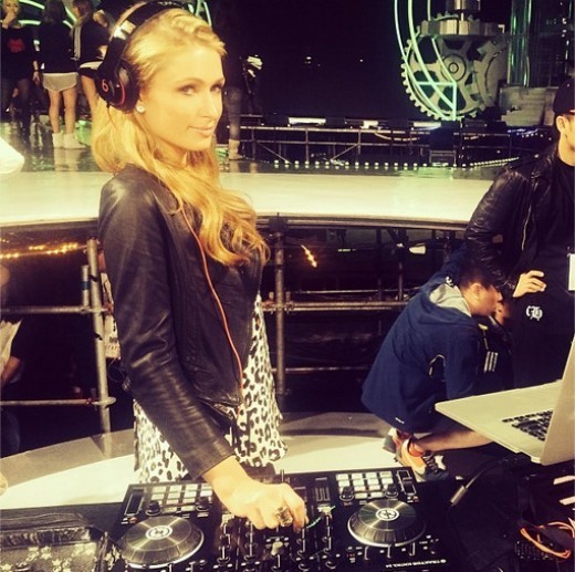 باريس هيلتون