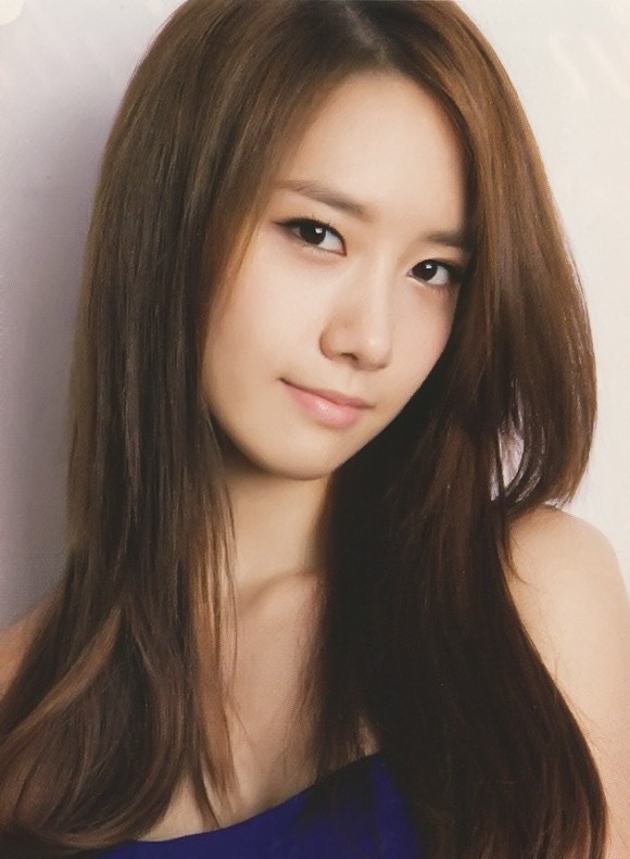 yoona / يونا