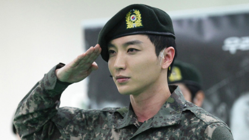 leeteuk-800x450