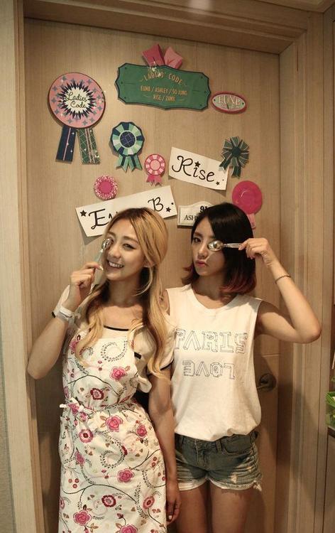 EunB and RiSe7