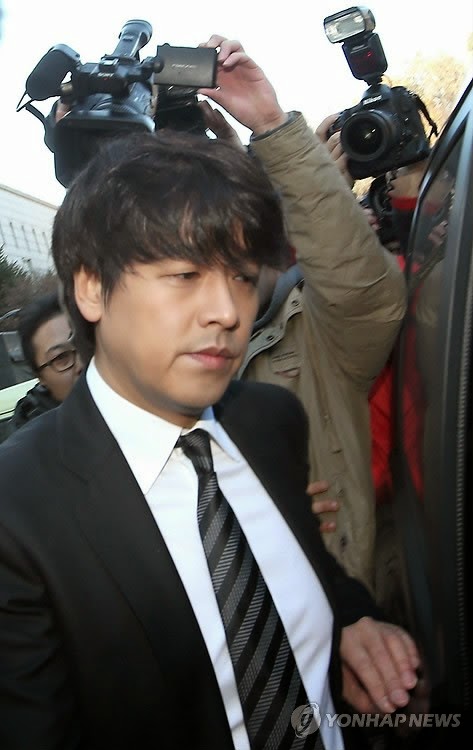 Ryu Si Won1