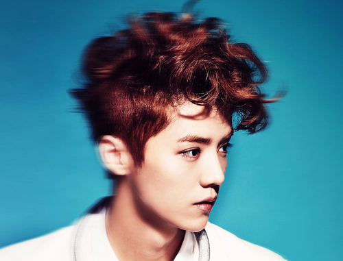 Luhan's Natural Curls