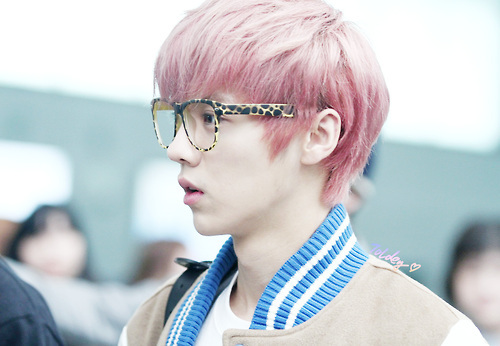 Luhan's Pink Hair2
