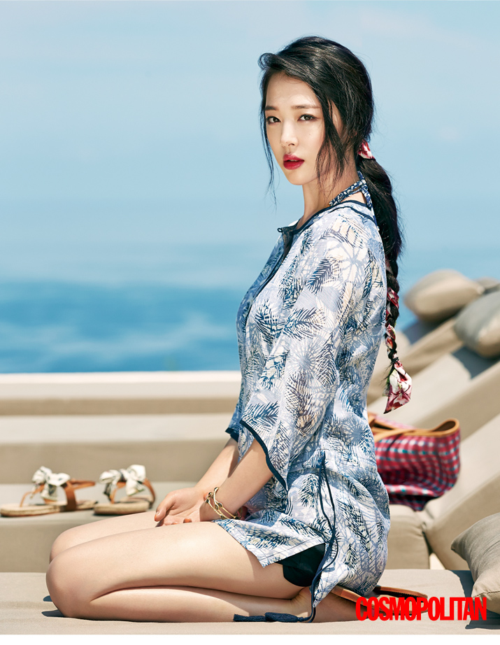 fx-Sulli-COSMOPOLITAN-Korea-June-2015-2