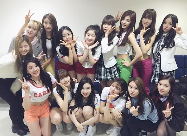 gfriend-twice-pay-homage-to-girls-generation-with-gee